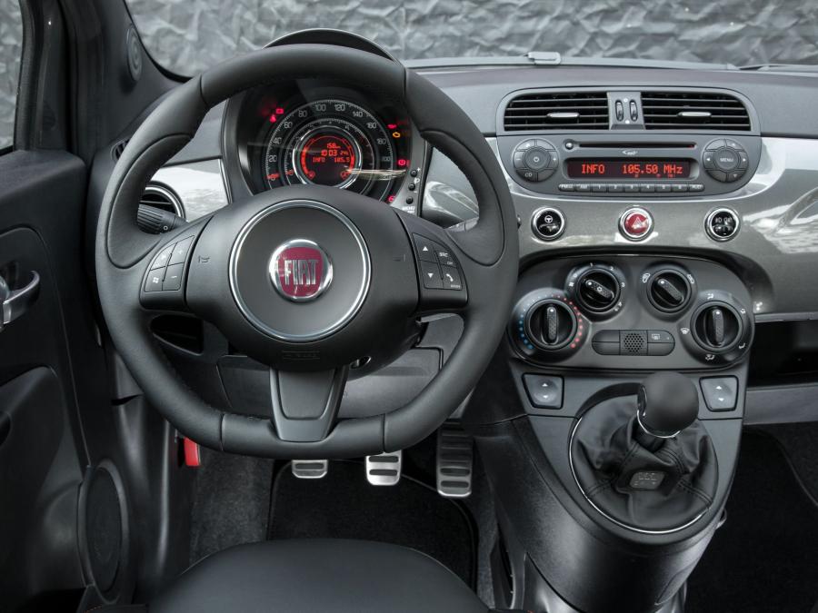  Fiat 500 GQ 2013 года  (фото 3 из 21)